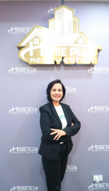 Cนิลวรรณ พลิกานนท์ (คุณนิล)