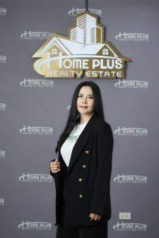 ธันยพัฒน์  รัตนไพศาลวรกุล(คุณจ๋า)