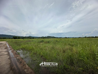 ที่ดินติดถนนนครนายก-เขาทุเรียน อำเภอเมือง นครนายก เนื้อที่ 440 ตารางวา