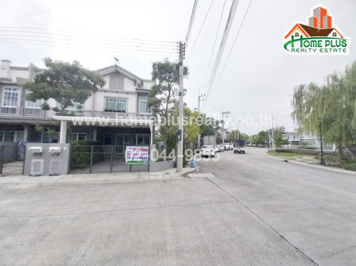 ทาวน์โฮม โครงการวิลลาจจิโอ Villaggio เพชรเกษม-สาย4 (ใกล้สารสาสน์วิเทศพัชรมณฑล) หลังมุมติดสวนหย่อมโครงการ
