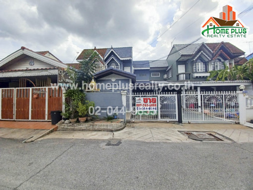 ทาวน์โฮม หมู่บ้านบัวทอง2 รีโนเวท ติดรถไฟฟ้า MRTคลองบางไผ่ ใกล้เซ็นทรัลพลาซ่าเวสเก็ต