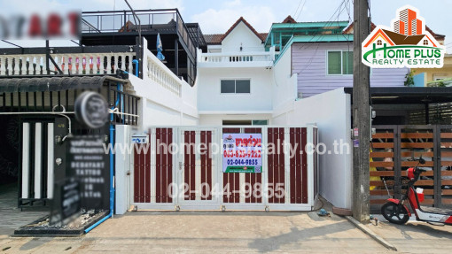 ทาวน์โฮม ทาวน์โฮม3ชั้น ถนนสุขาภิบาล5 ซอย32แยก3 ใกล้ตลาดออเงิน (รีโนเวท)