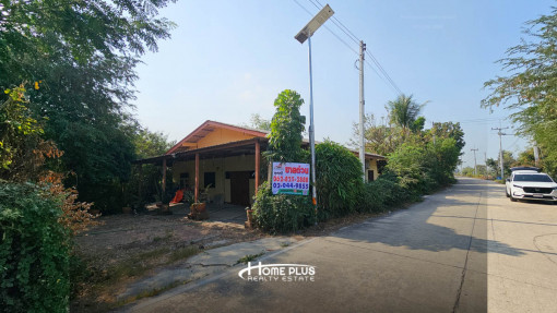 บ้านเดี่ยว ที่ดินพร้อมบ้านเดี่ยวชั้นเดียวซอยร่วมใจพัฒนา (ใกล้โรงเรียนวัดบางภาษี) อำเภอบางเลน นครปฐม
