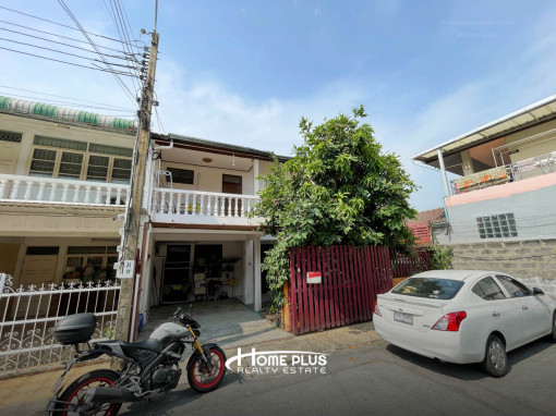 ทาวน์โฮม หมู่บ้านธนะสิน โครงการ6 ซอยนวมินทร์68 (หลังริม)
