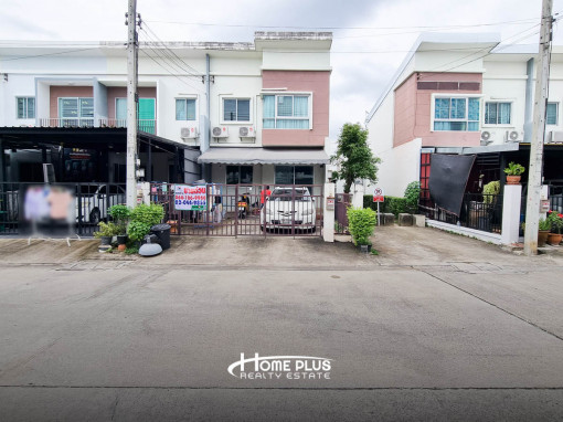 ทาวน์โฮม ทาวน์โฮม 2 ชั้น โนโววิลล์ ลำลูกกา-คลอง2 (Novo Ville Lumlukka-Klong 2) หลังมุม