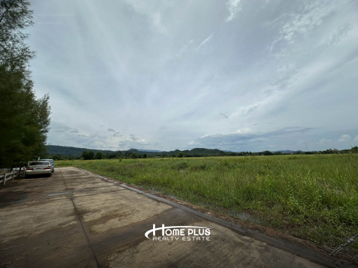 ที่ดินติดถนนนครนายก-เขาทุเรียน อำเภอเมือง นครนายก เนื้อที่ 436 ตารางวา