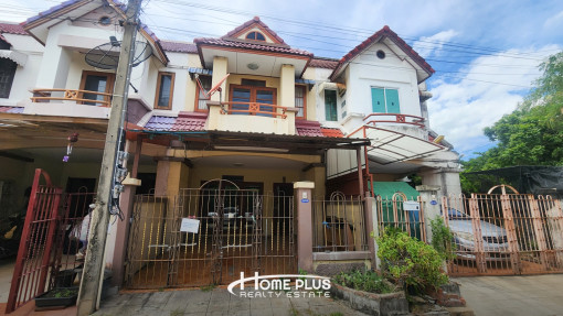 ทาวน์เฮ้าส์ 2 ชั้น บ้านกฤษดานคร26 ซิตี้กอล์ฟฮิลล์ (Baan Kritsada Nakorn26 City Golf Hill) ถนนชวนชม ตำบลท่าตำหนัก อำเภอนครชัยศรี จังหวัดนครปฐม