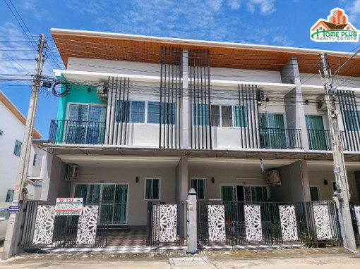 ทาวน์โฮม บ้านอุ่นไอรัก(หลังมุม) จังหวัดชลบุรี